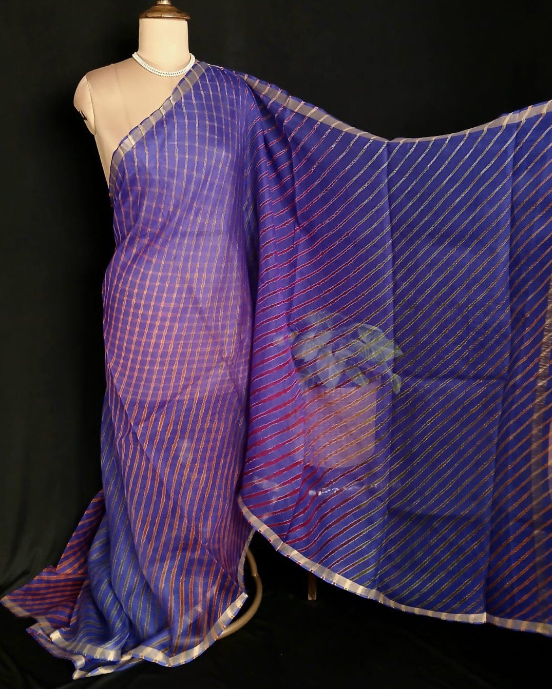 Hand tie-dye Leheriya on Kota Silk (HTKS1040) - Image 3