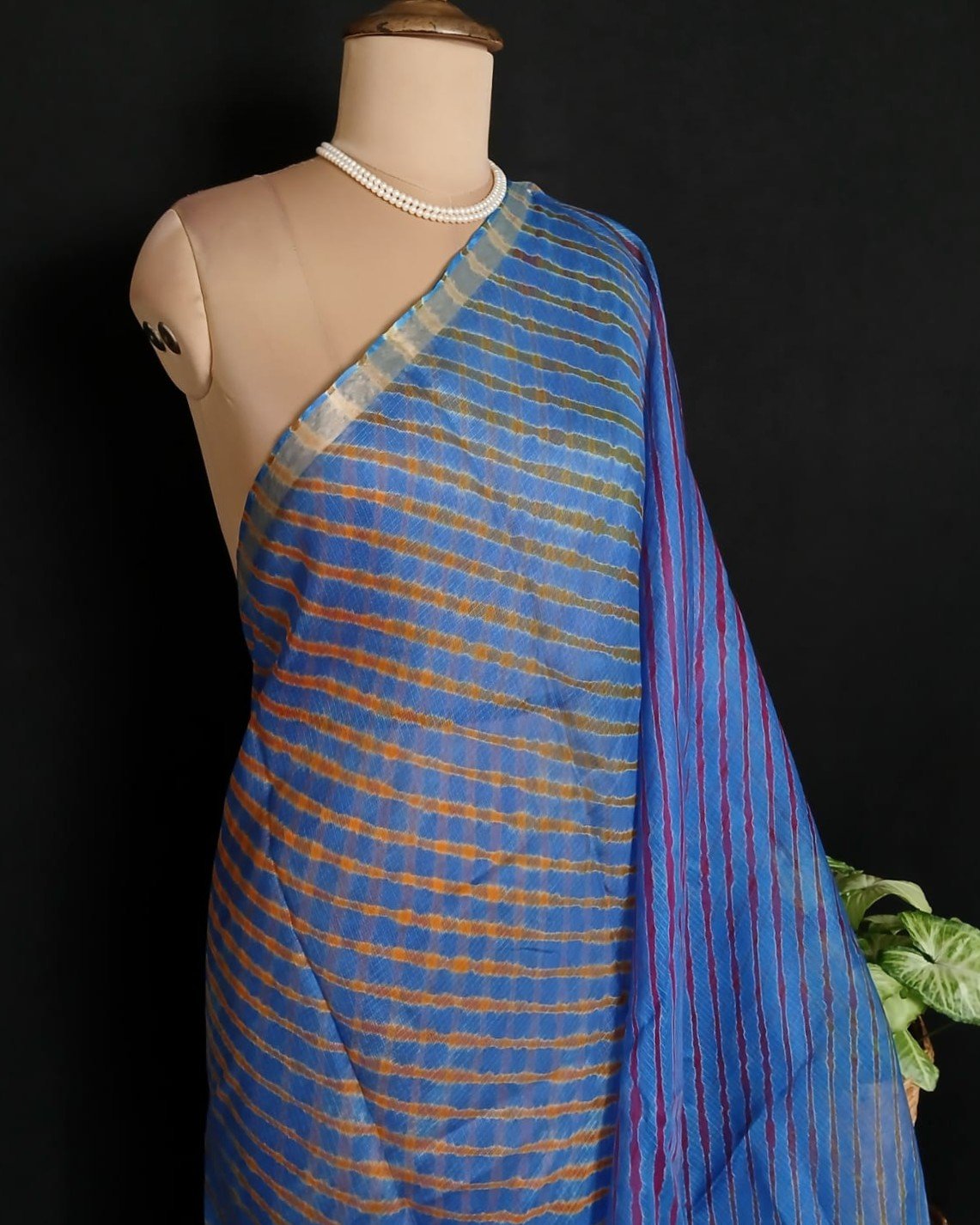 Hand tie-dye Leheriya on Kota Silk (HTKS1037) - Image 5