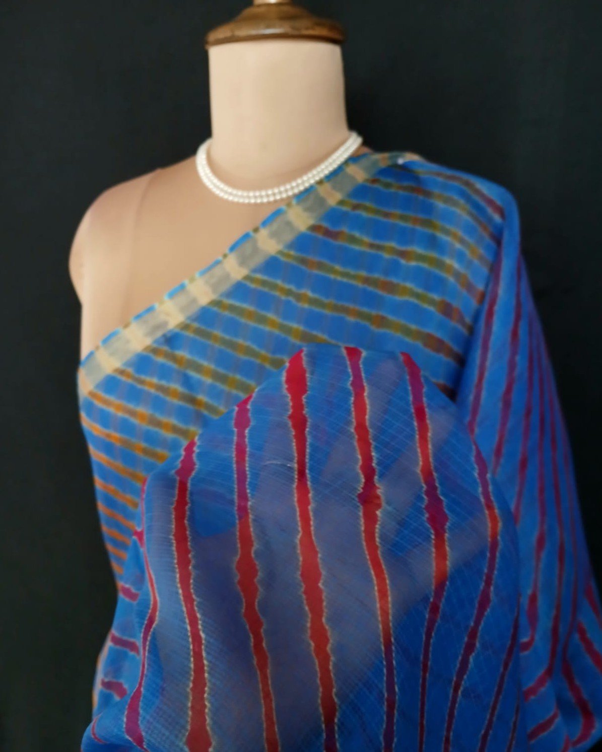 Hand tie-dye Leheriya on Kota Silk (HTKS1037) - Image 4