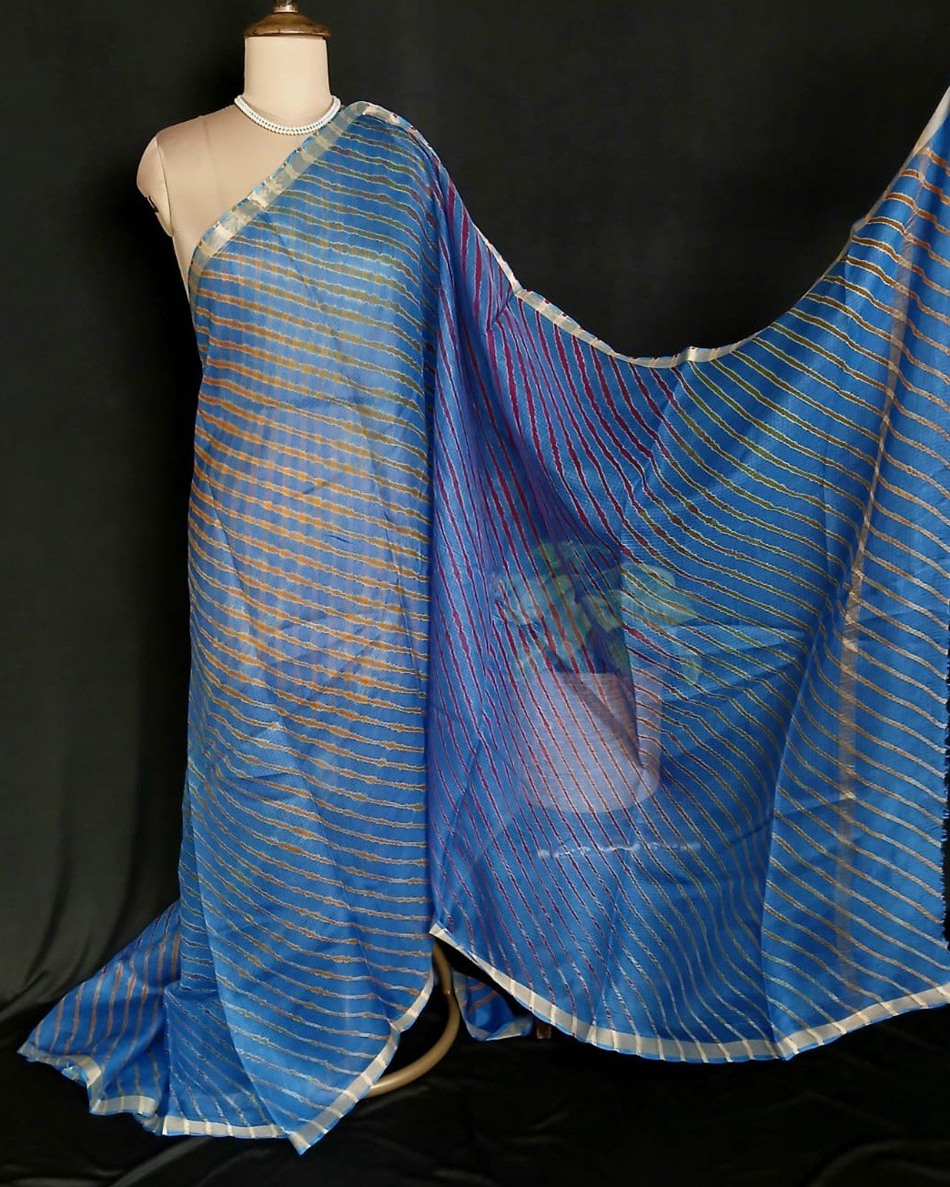 Hand tie-dye Leheriya on Kota Silk (HTKS1037) - Image 3