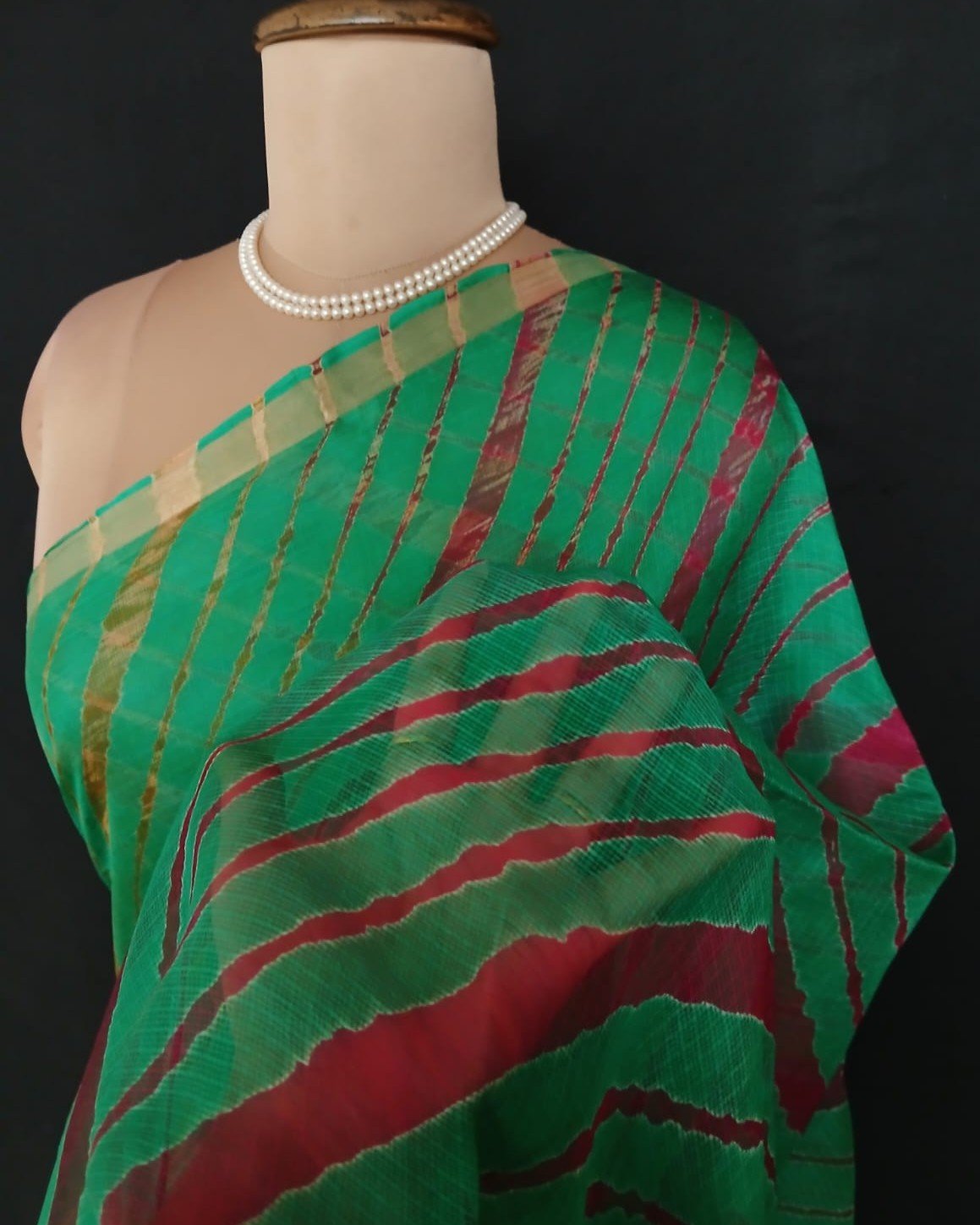 Hand tie-dye Leheriya on Kota Silk (HTKS1035) - Image 4