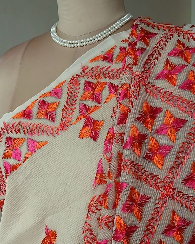 Phulkari Hand Embroidered Saree from Punjab -(PHES1002) - Image 7