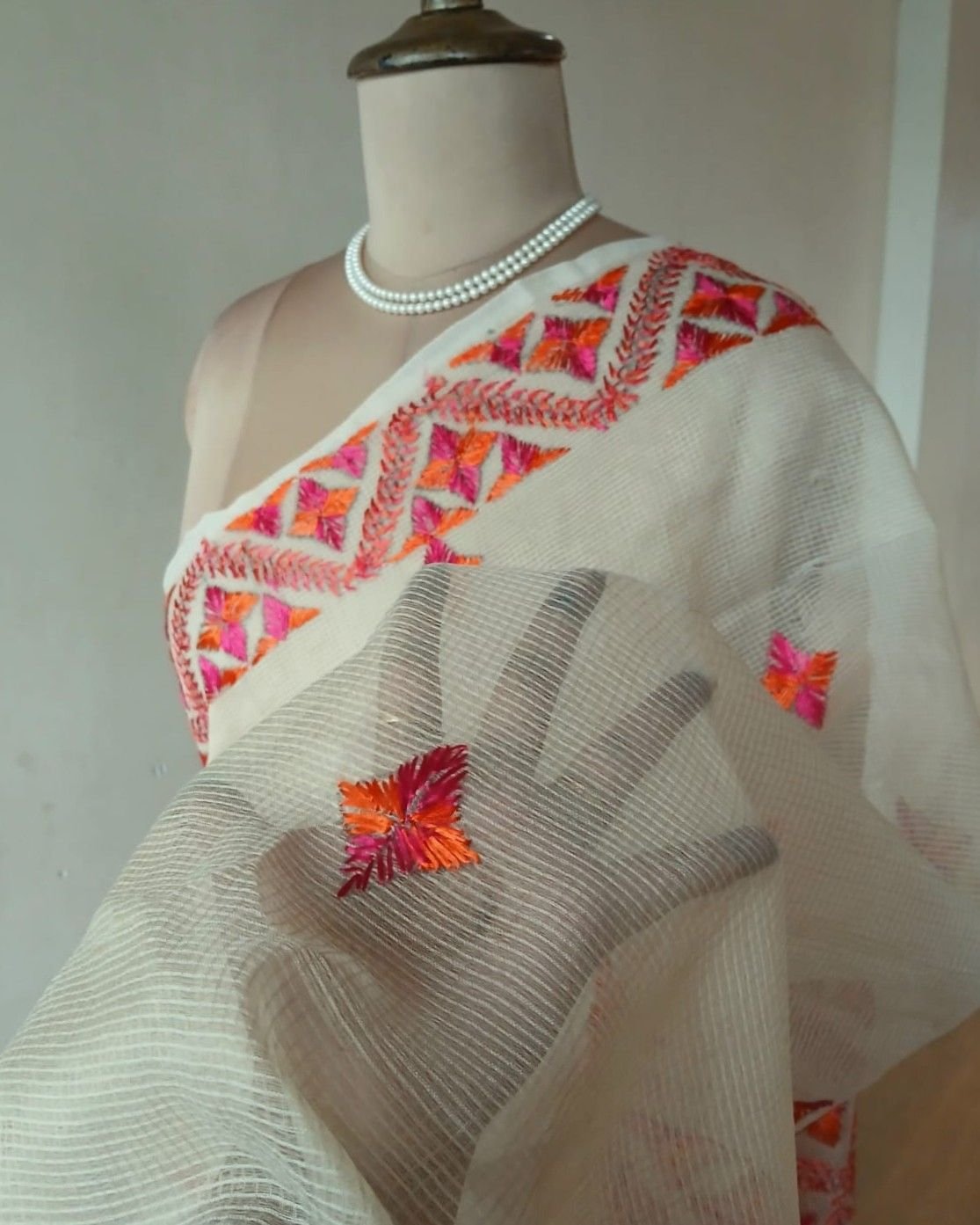 Phulkari Hand Embroidered Saree from Punjab -(PHES1002) - Image 4