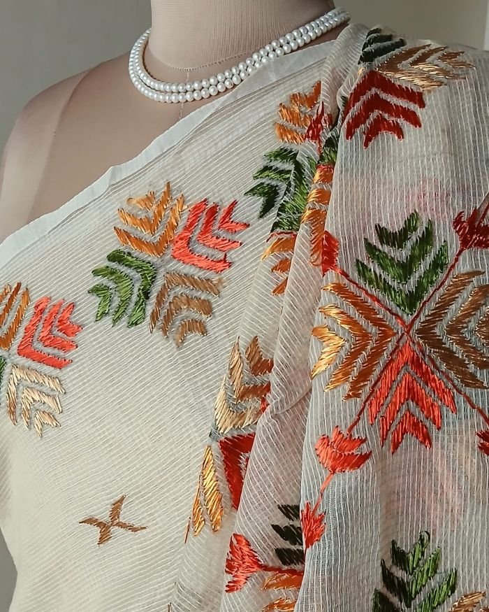 Phulkari Hand Embroidered Saree from Punjab -(PHES1007) - Image 7
