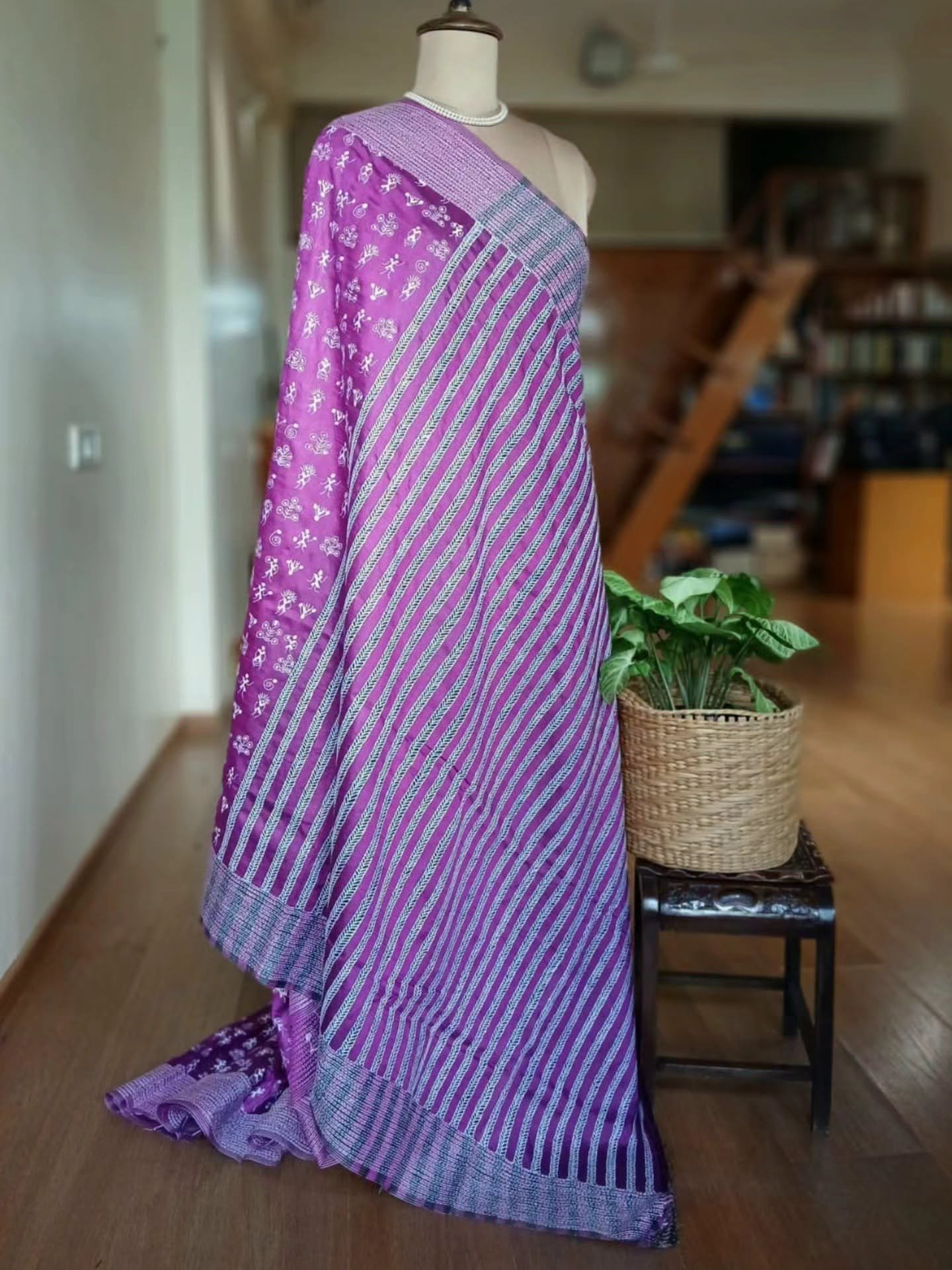 Hand Embroidered Santiniketan Kantha Saree - (SNBK0023) - Image 8