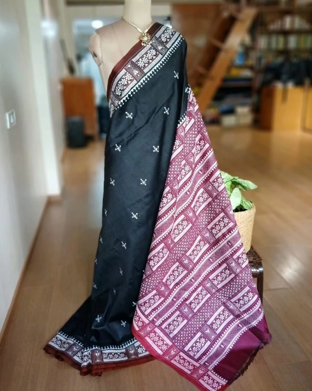 Hand Embroidered Santiniketan Kantha Saree - (SNBK0018)