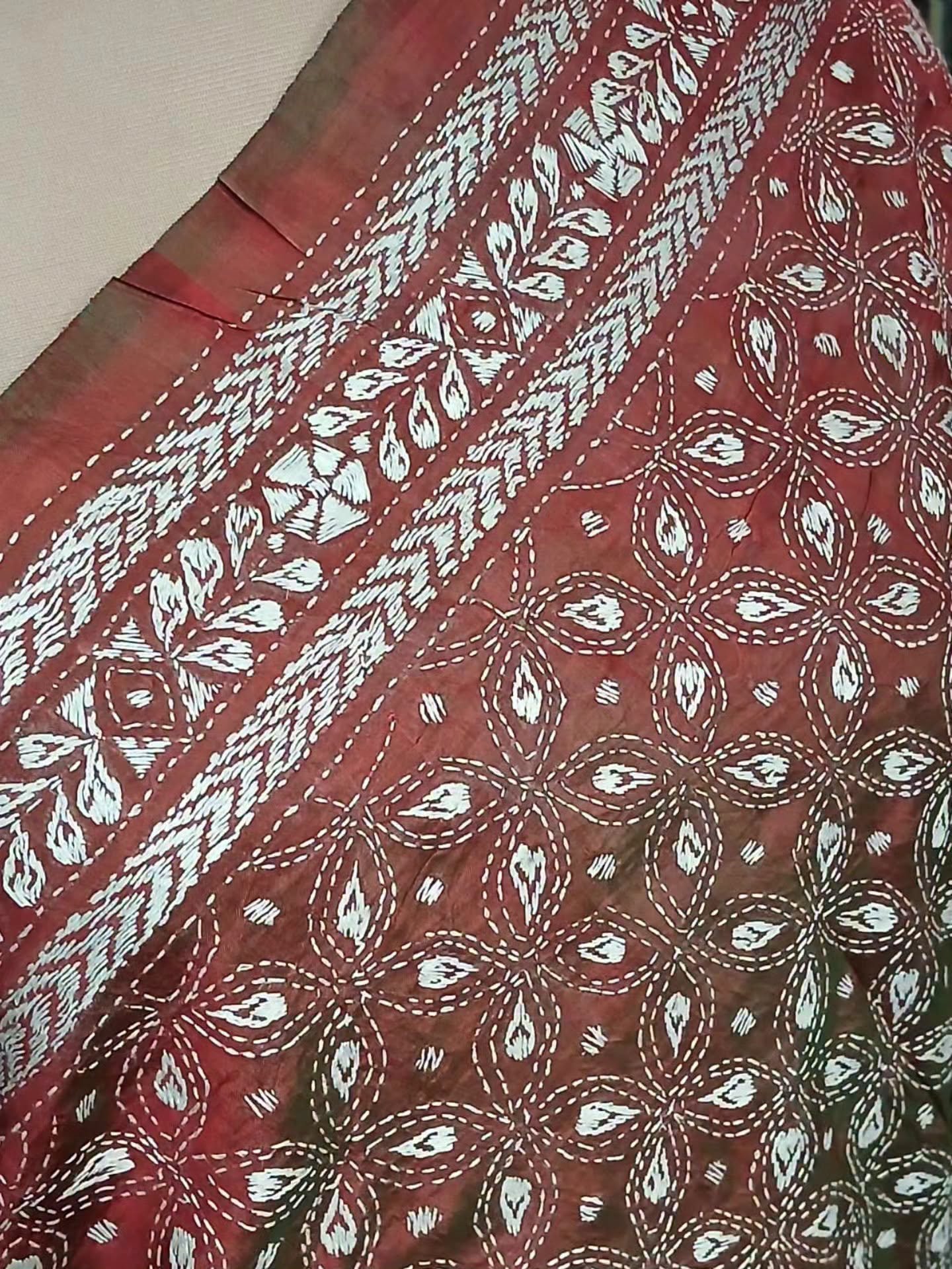 Hand Embroidered Santiniketan Kantha Saree - (SNBK0024) - Image 2