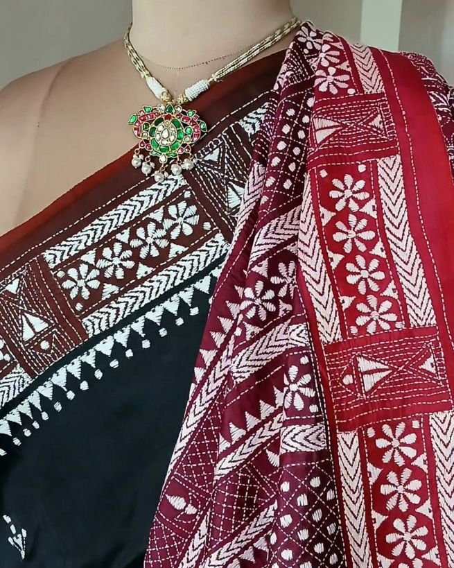 Hand Embroidered Santiniketan Kantha Saree - (SNBK0018) - Image 2