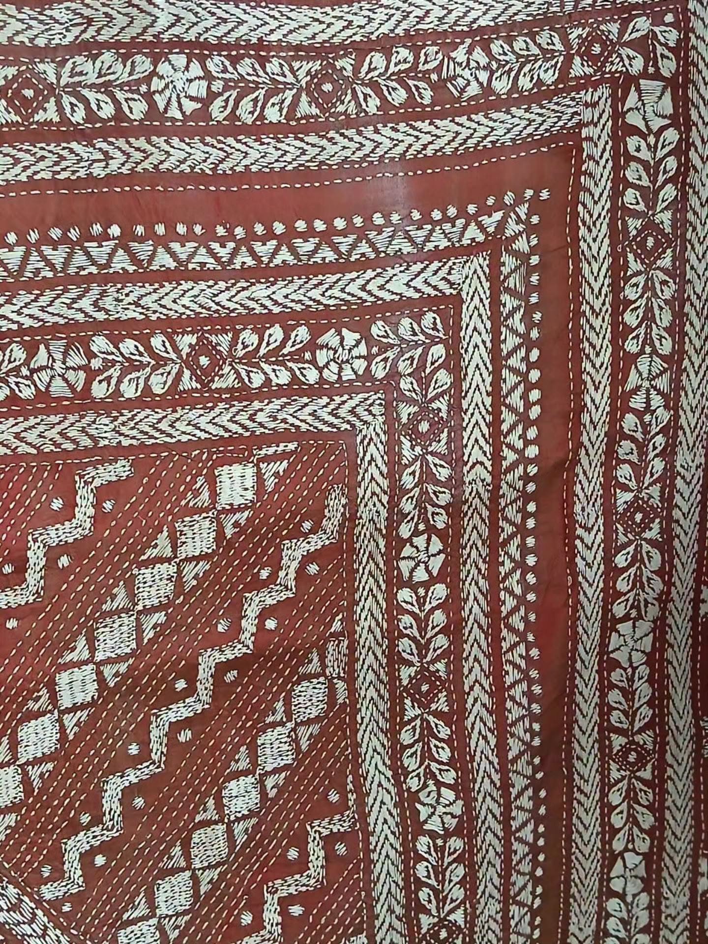 Hand Embroidered Santiniketan Kantha Saree - (SNBK0024) - Image 7