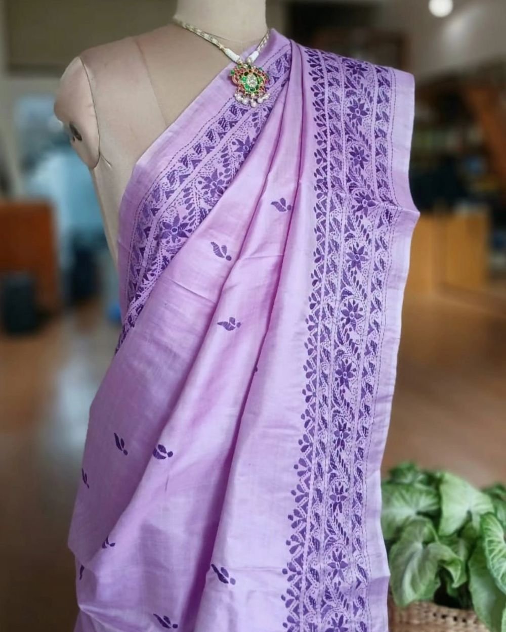 Hand Embroidered Santiniketan Kantha Saree - (SNBK0019) - Image 6