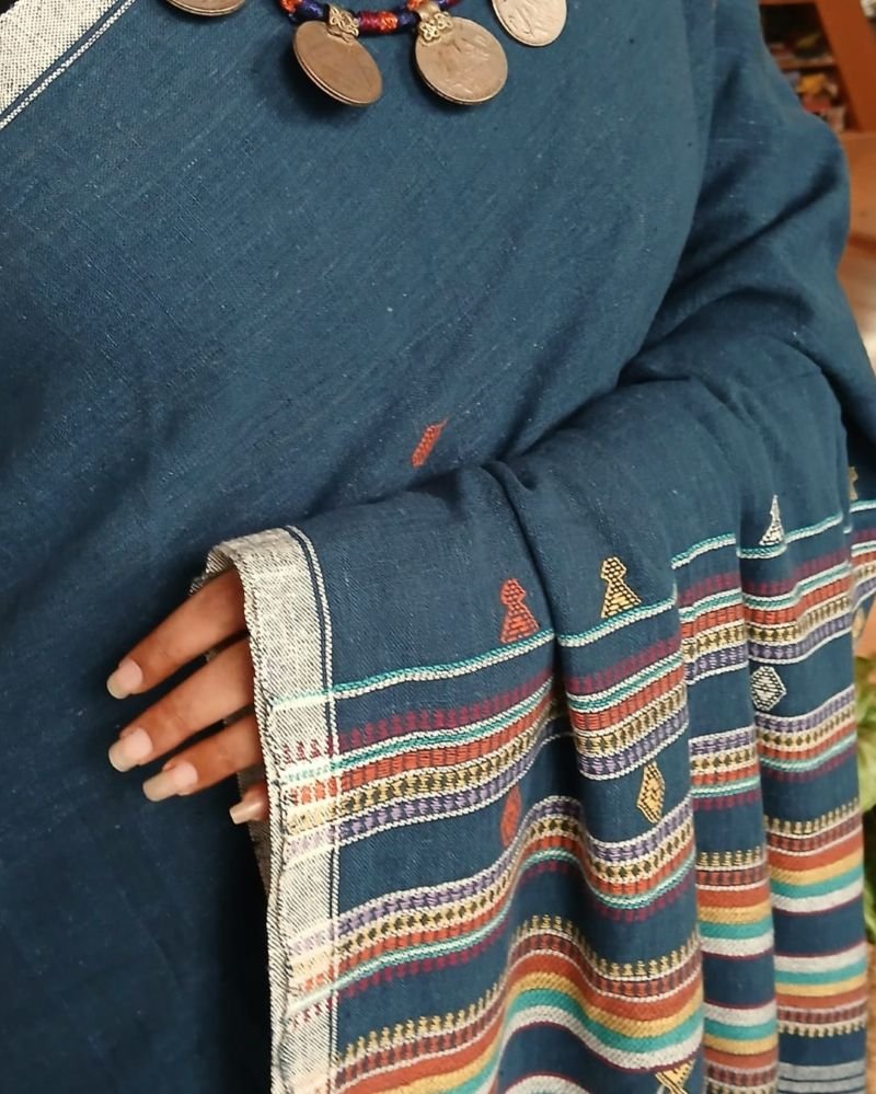 Bhujodi Saree Handwoven in Kala Cotton – (BHUJ1107) - Image 3