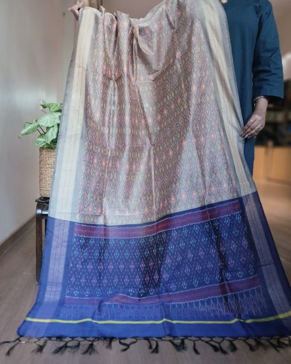 Silk-cotton Ikat Dupatta from Telengana – (SCDT0058) - Image 2