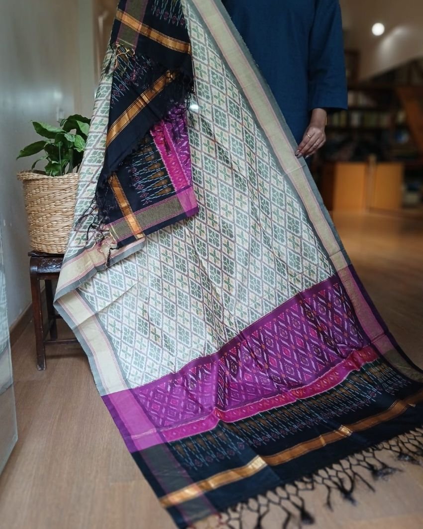 Silk-cotton Ikat Dupatta from Telengana – (SCDT0050)