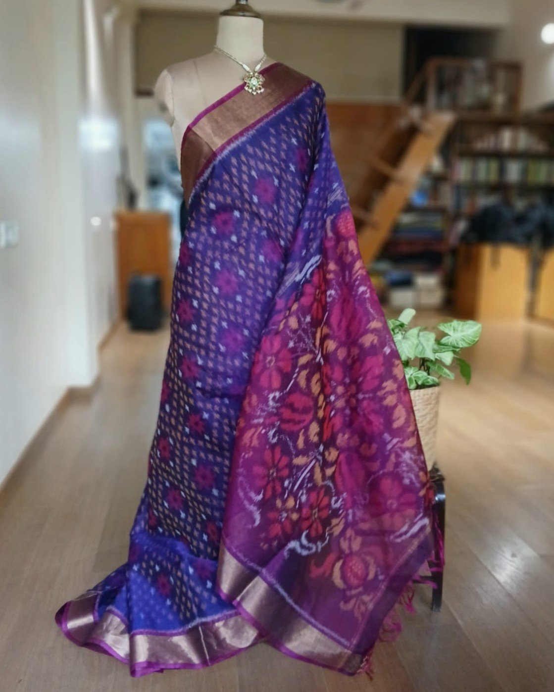 Handloom Single Ikat in Silk-Cotton Saree – (HSIS0040)