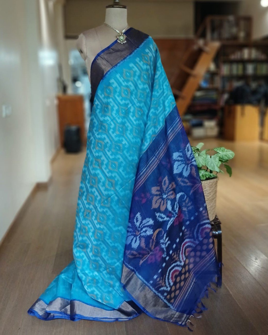 Handloom Single Ikat in Silk-Cotton Saree – (HSIS0042)