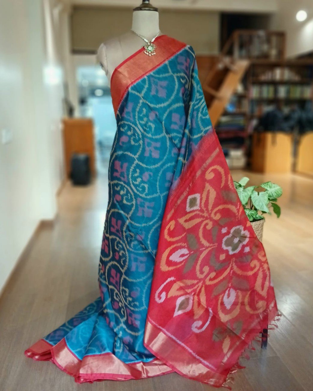 Handloom Single Ikat in Silk-Cotton Saree – (HSIS0043)