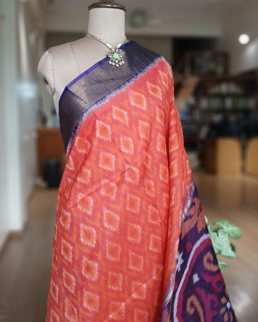 Handloom Single Ikat in Silk-Cotton Saree – (HSIS0035) - Image 2