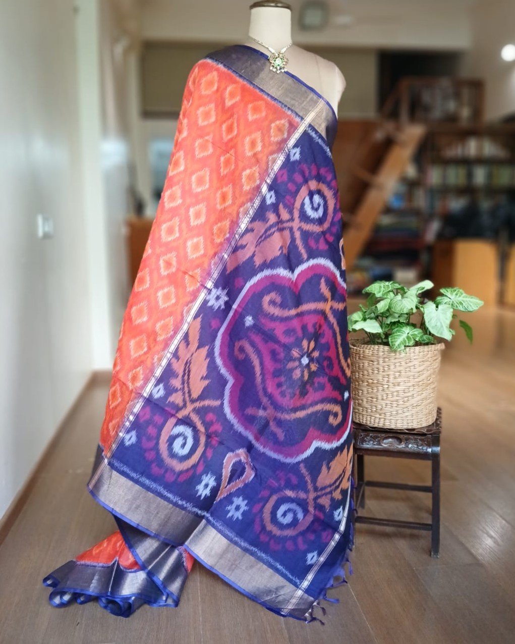Handloom Single Ikat in Silk-Cotton Saree – (HSIS0035) - Image 7