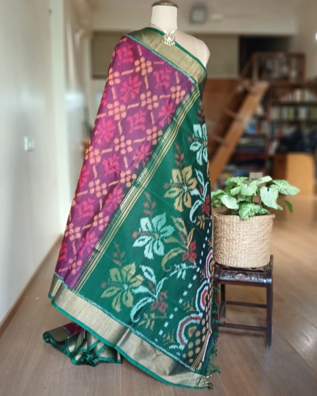 Handloom Single Ikat in Silk-Cotton Saree – (HSIS0036) - Image 7
