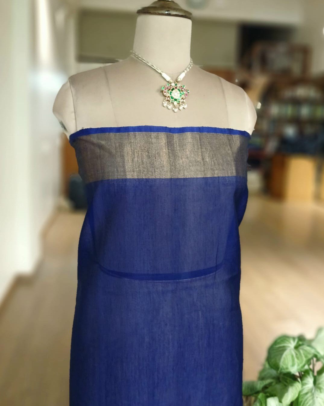 Handloom Single Ikat in Silk-Cotton Saree – (HSIS0038) - Image 9