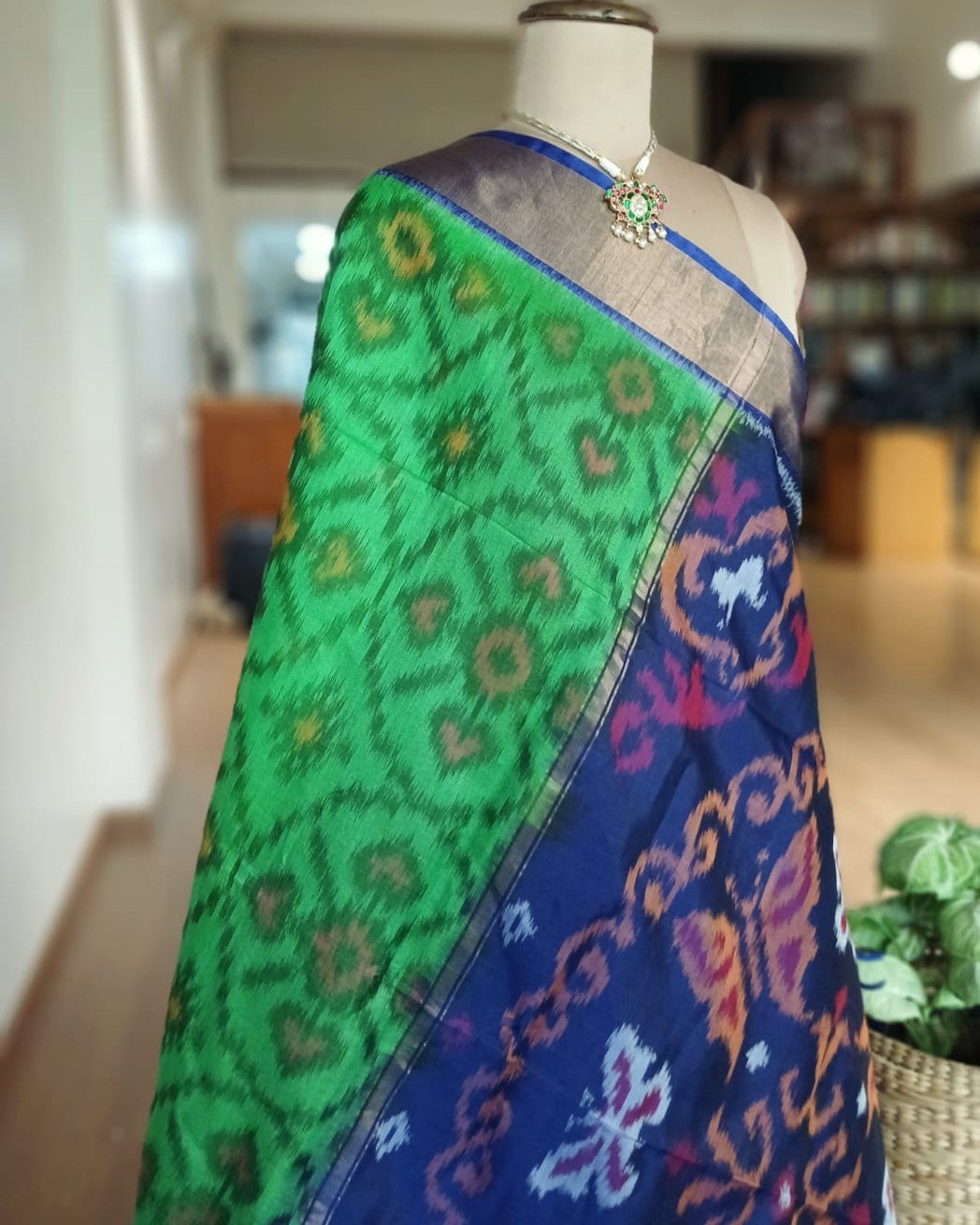 Handloom Single Ikat in Silk-Cotton Saree – (HSIS0038) - Image 8