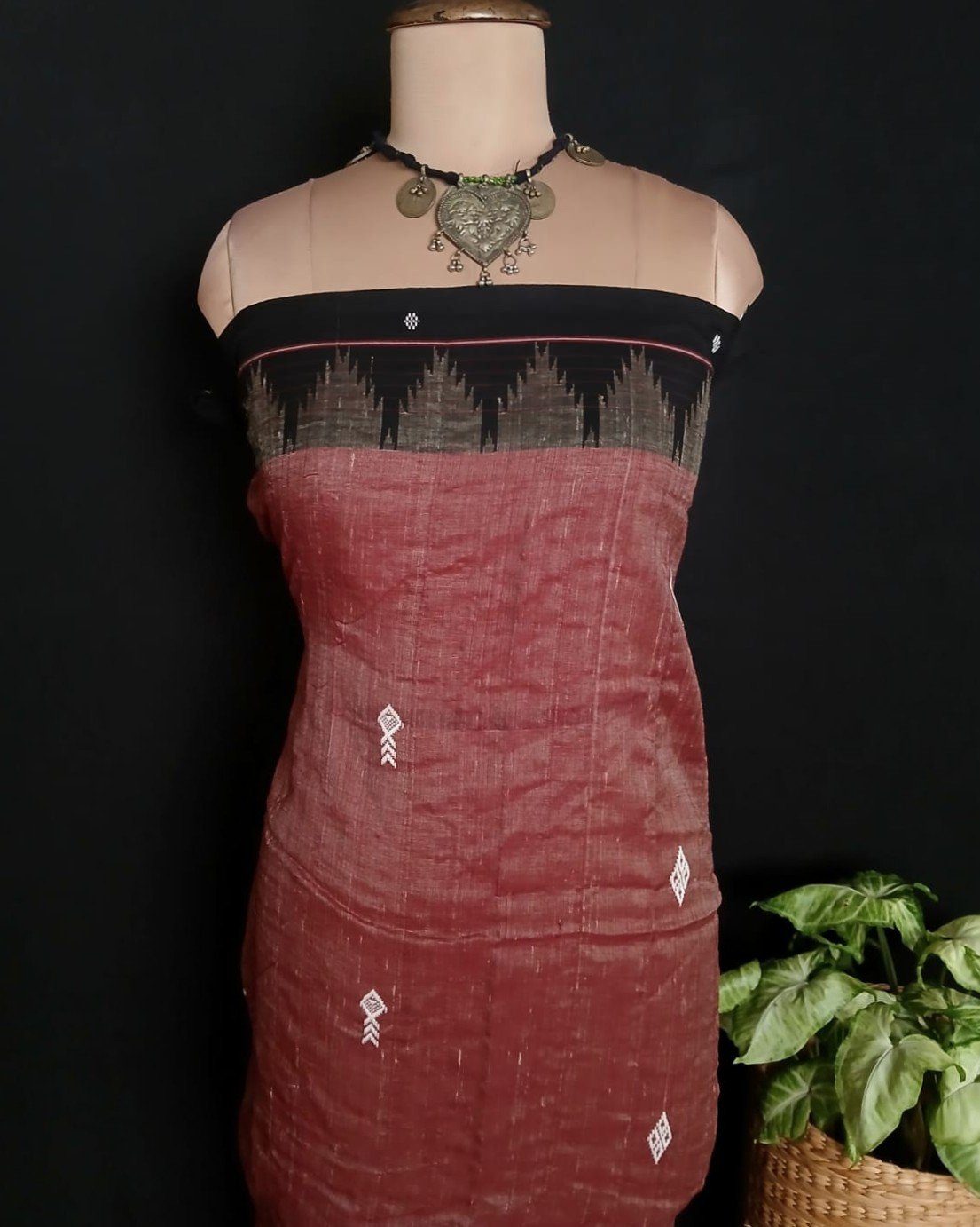Natural Dyes Kotpad in Tussar Silk Weft and Cotton Warp – (CTKS0041) - Image 11