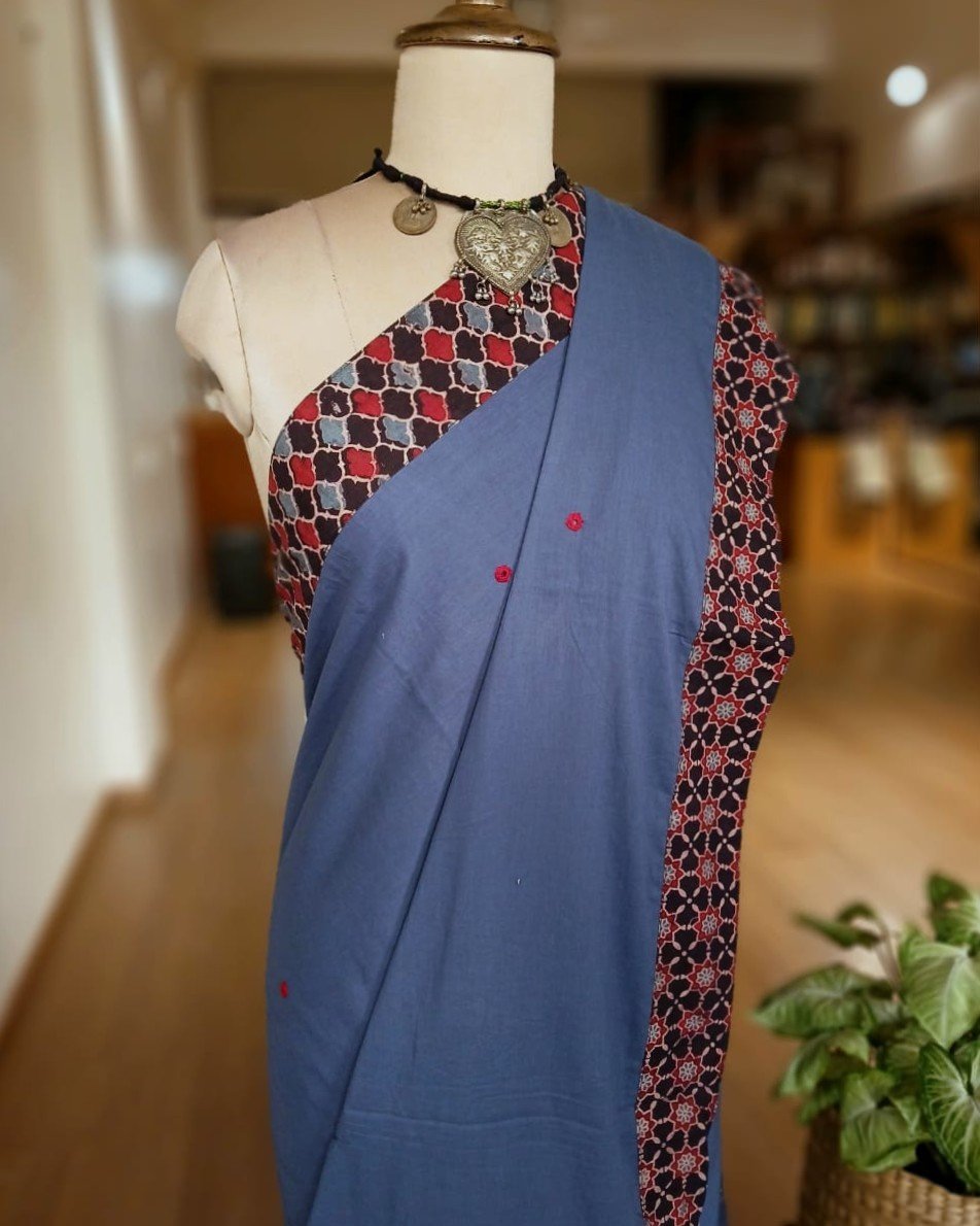 Ajrakh Applique Saree in Mul Cotton – (MCAS0014) - Image 3