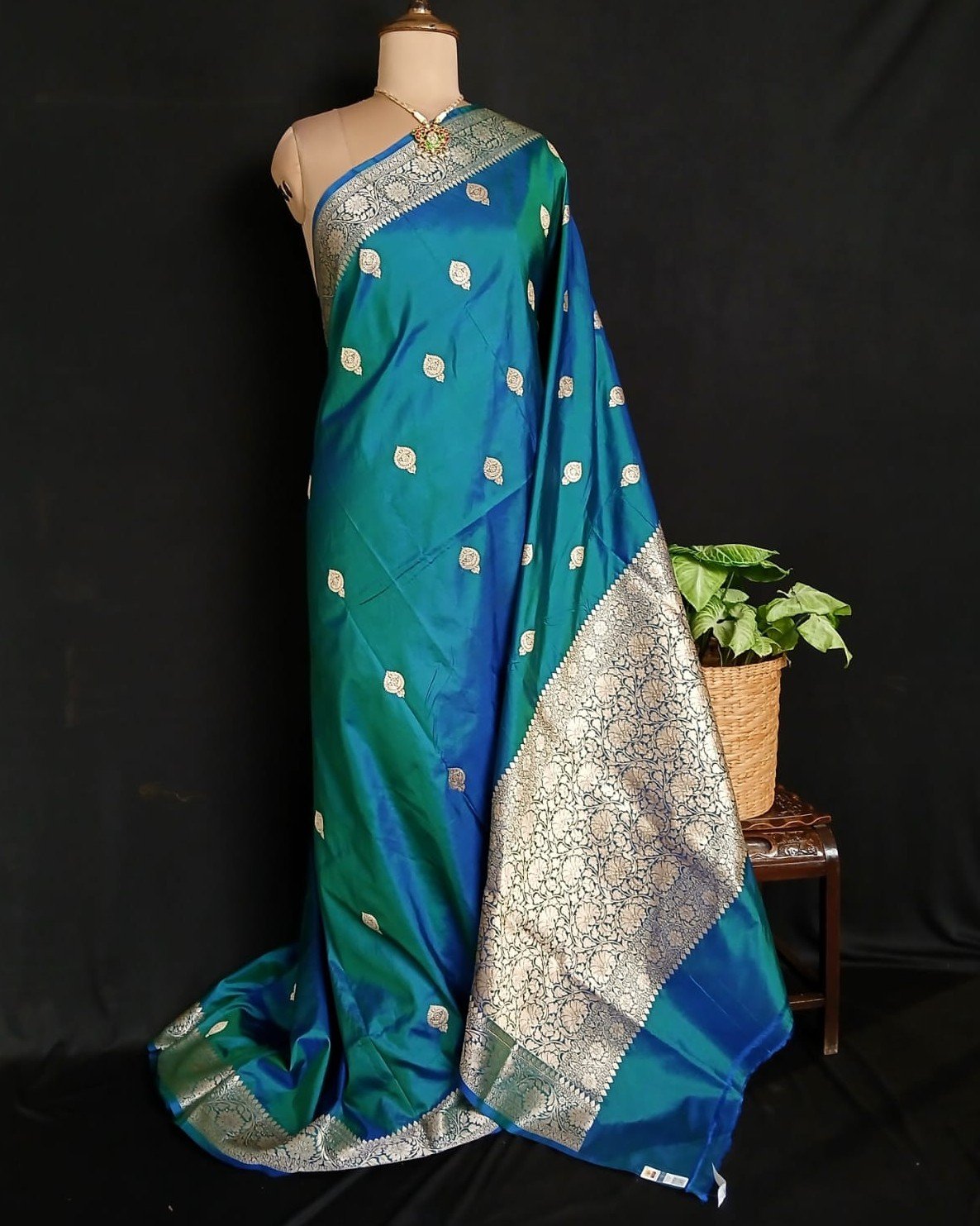 Banarasi Kadua Katan Silk Saree – (BANA0037)