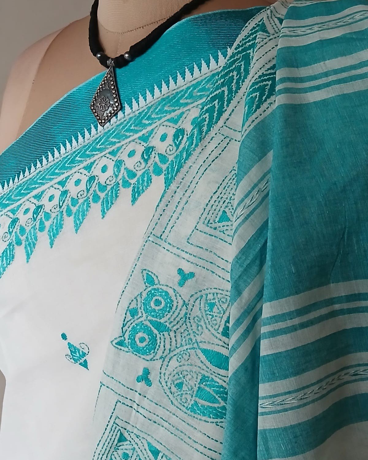 Cotton Kantha Saree from Santiniketan – (KNCS0013) - Image 3