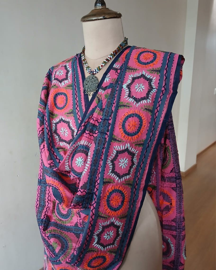 Hand Embroidered Dupatta from Punjab - (HEDP0001) - Image 4