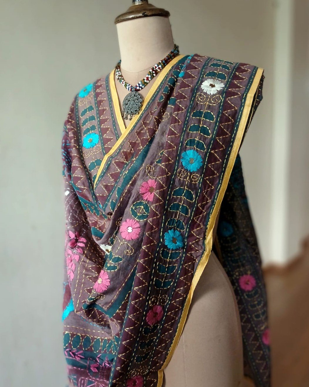 Hand Embroidered Dupatta from Punjab - (HEDP0007) - Image 7