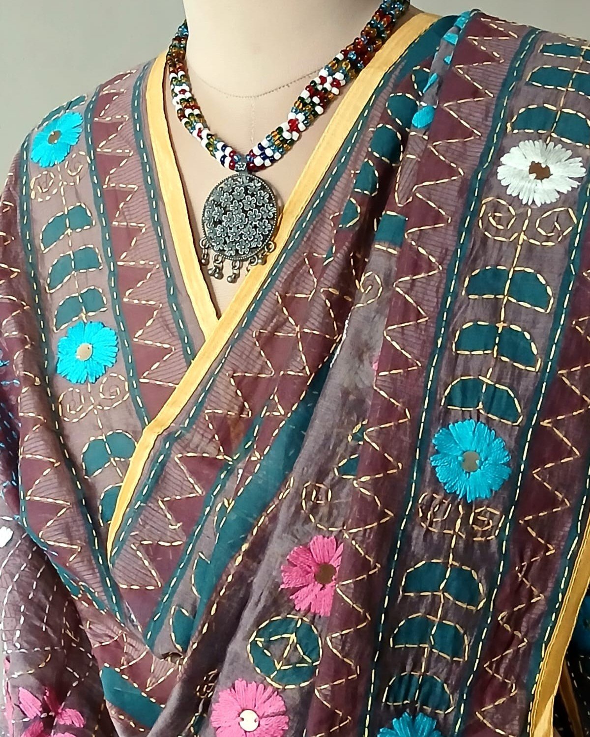Hand Embroidered Dupatta from Punjab - (HEDP0007) - Image 6