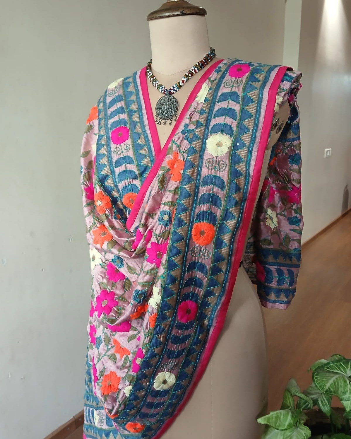 Hand Embroidered Dupatta from Punjab - (HEDP0002) - Image 5