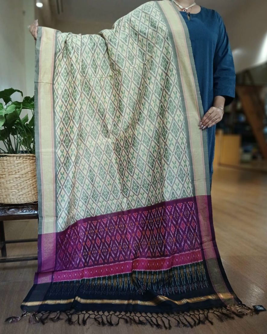 Silk-cotton Ikat Dupatta from Telengana – (SCDT0070) - Image 3