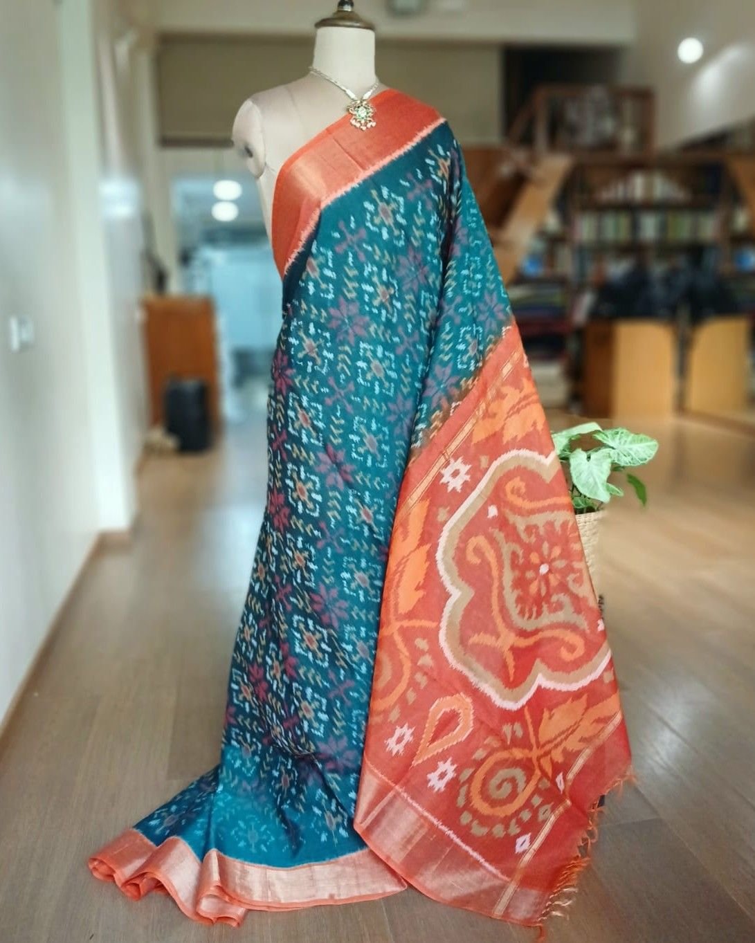 Handloom Single Ikat in Silk-Cotton Saree – (HSIS0044)