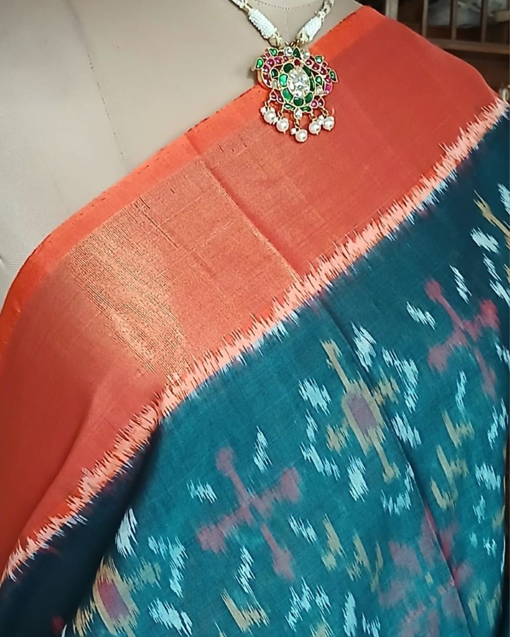Handloom Single Ikat in Silk-Cotton Saree – (HSIS0044) - Image 3