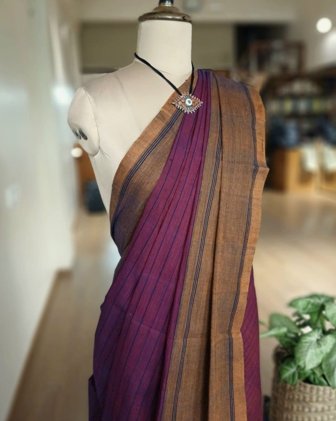 Classic Handwoven 40-count Kandangi from Chettinad – (CHKS0035) - Image 7