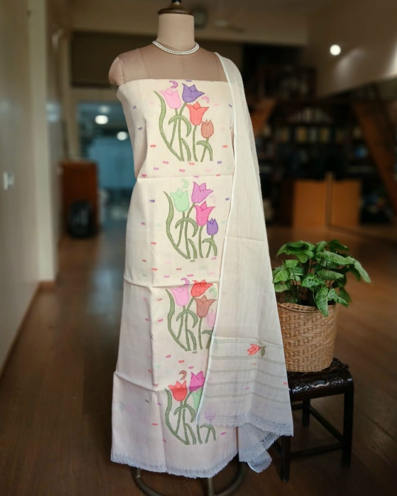 Manipur Handloom 3-piece Salwar Set - (MHSS0040) - Image 2
