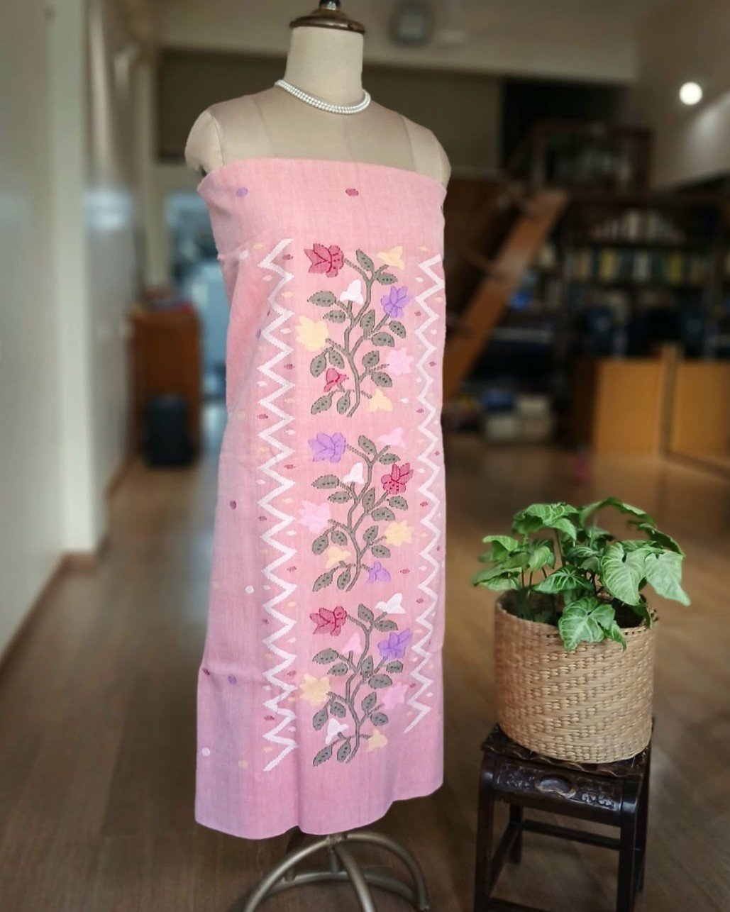 Manipur Handloom 3-piece Salwar Set - (MHSS0038) - Image 2