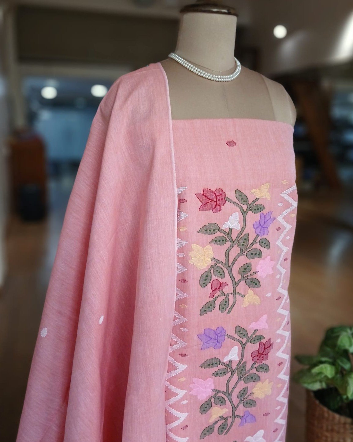 Manipur Handloom 3-piece Salwar Set - (MHSS0038) - Image 4