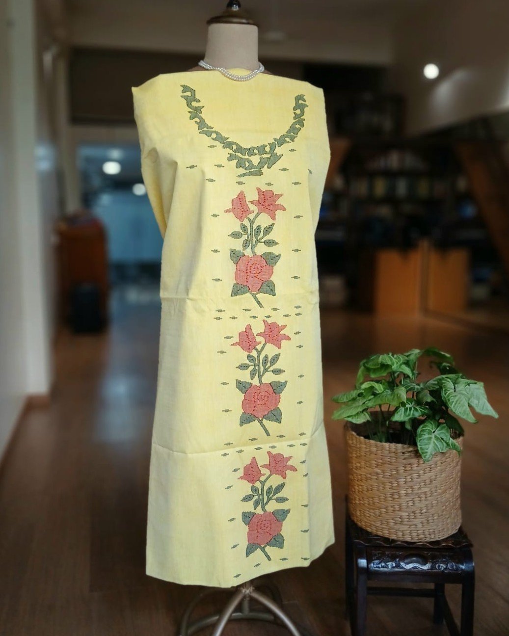 Manipur Handloom 3-piece Salwar Set - (MHSS0039) - Image 2