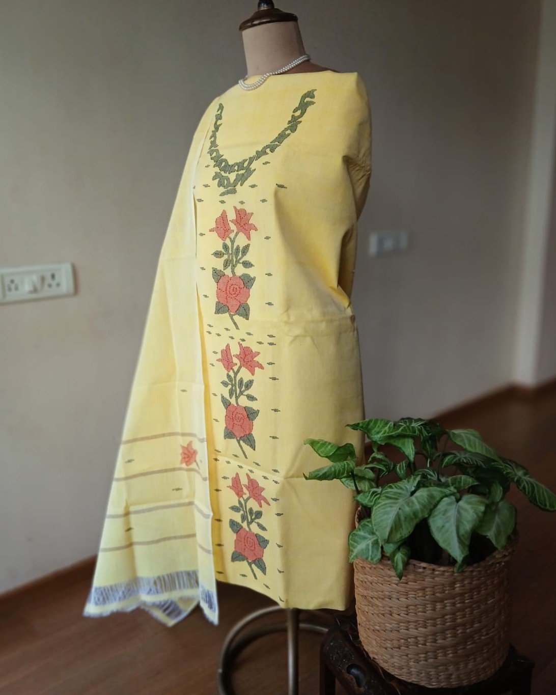 Manipur Handloom 3-piece Salwar Set - (MHSS0039)