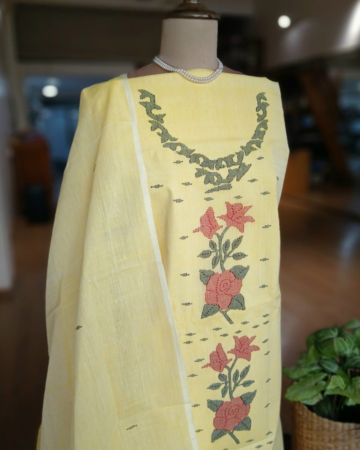 Manipur Handloom 3-piece Salwar Set - (MHSS0039) - Image 5