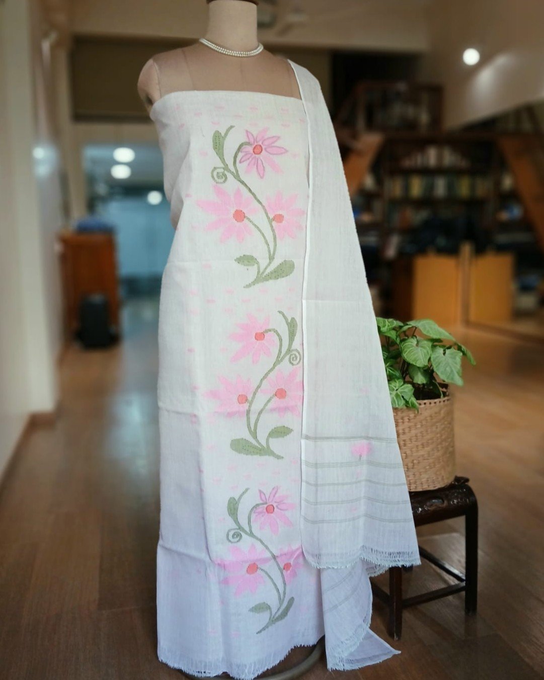 Manipur Handloom 3-piece Salwar Set - (MHSS0030) - Image 3