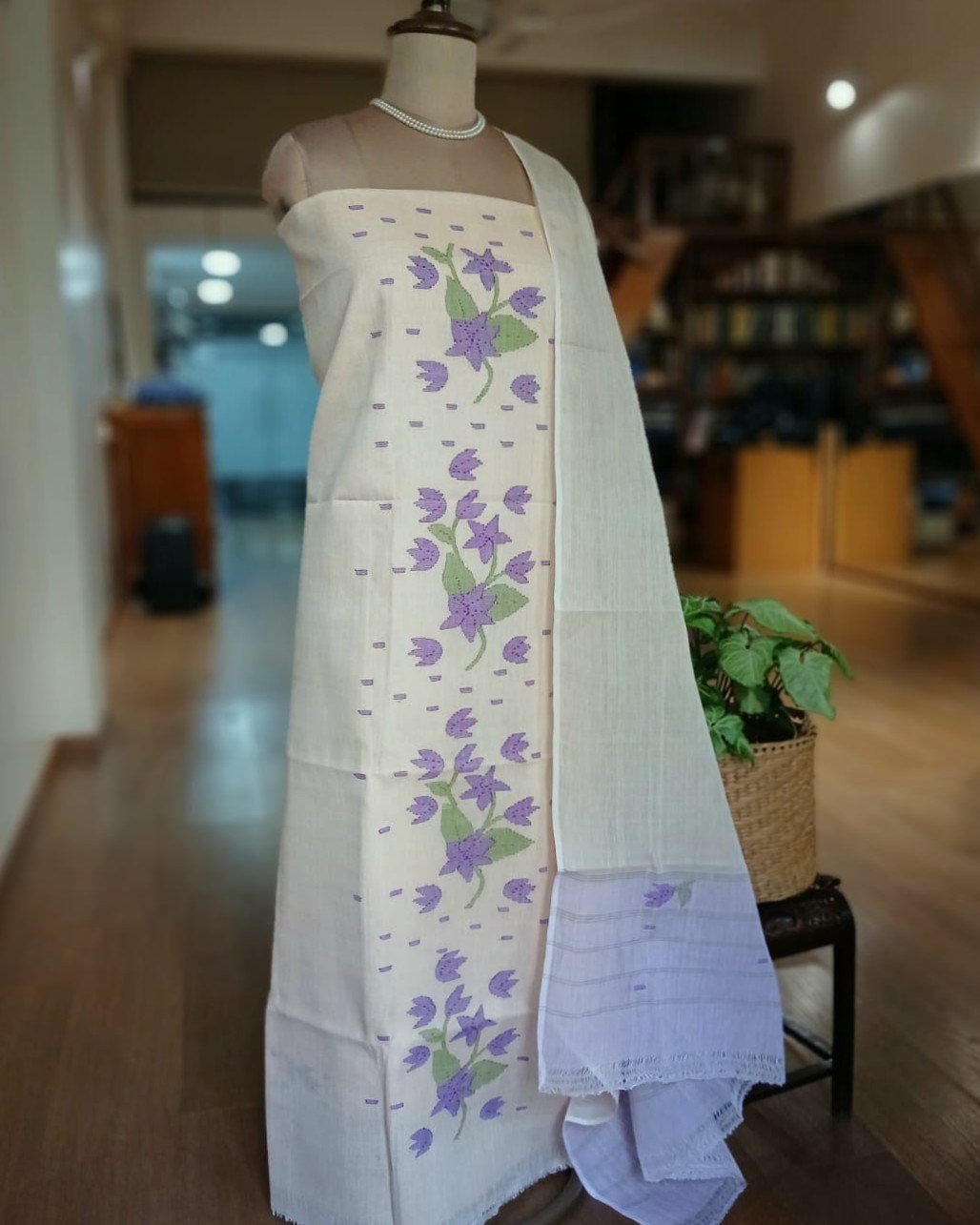 Manipur Handloom 3-piece Salwar Set - (MHSS0031) - Image 3