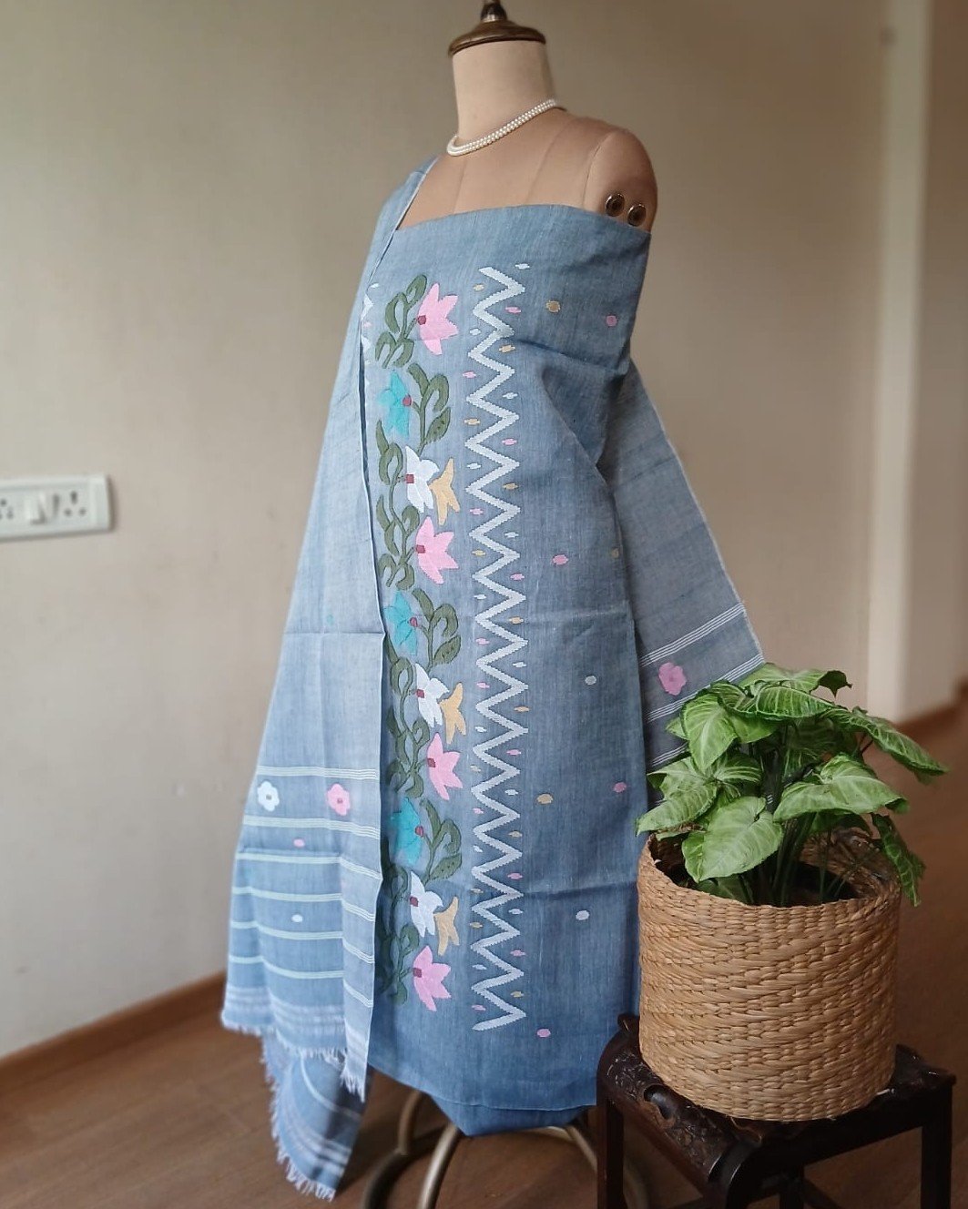 Manipur Handloom 3-piece Salwar Set - (MHSS0036)