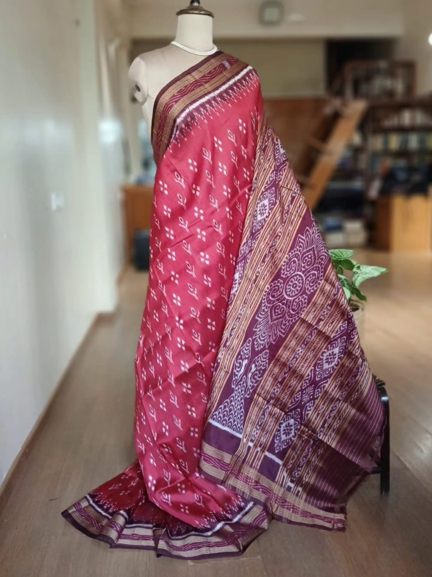 Pure Silk Nuapatna Khandua Pata in Single Ikat- (SKSS0014)