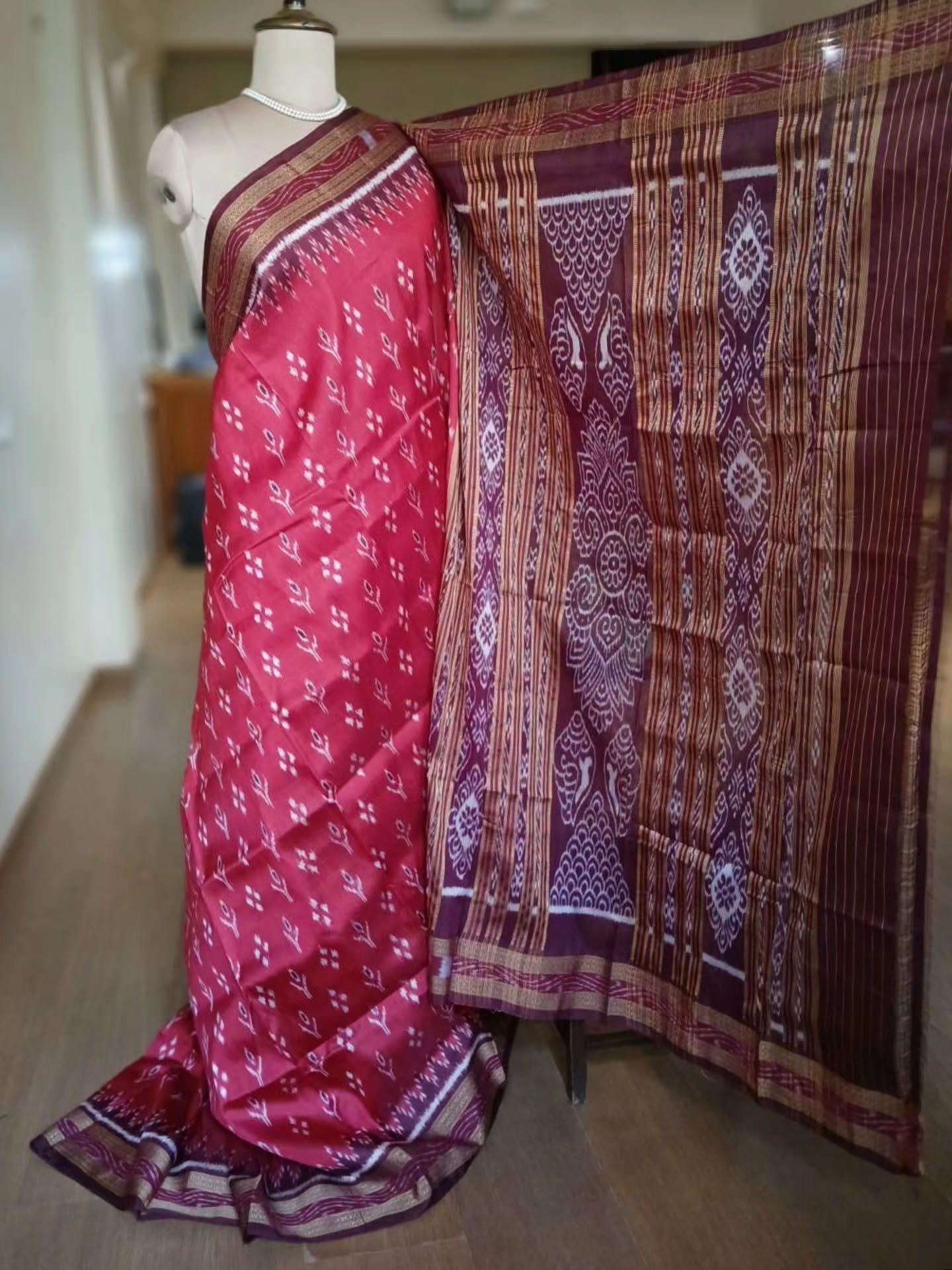 Pure Silk Nuapatna Khandua Pata in Single Ikat- (SKSS0014) - Image 2
