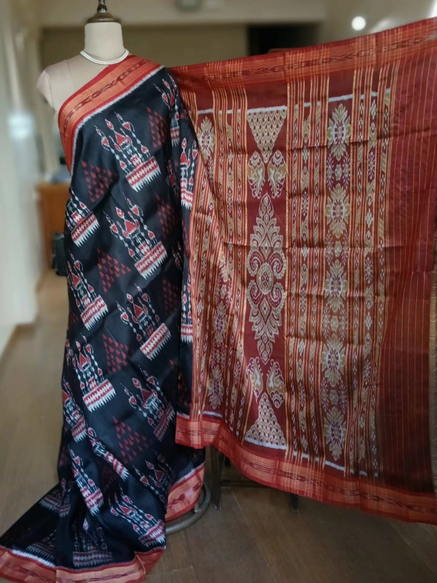 Pure Silk Nuapatna Khandua Pata in Single Ikat- (SKSS0011) - Image 2
