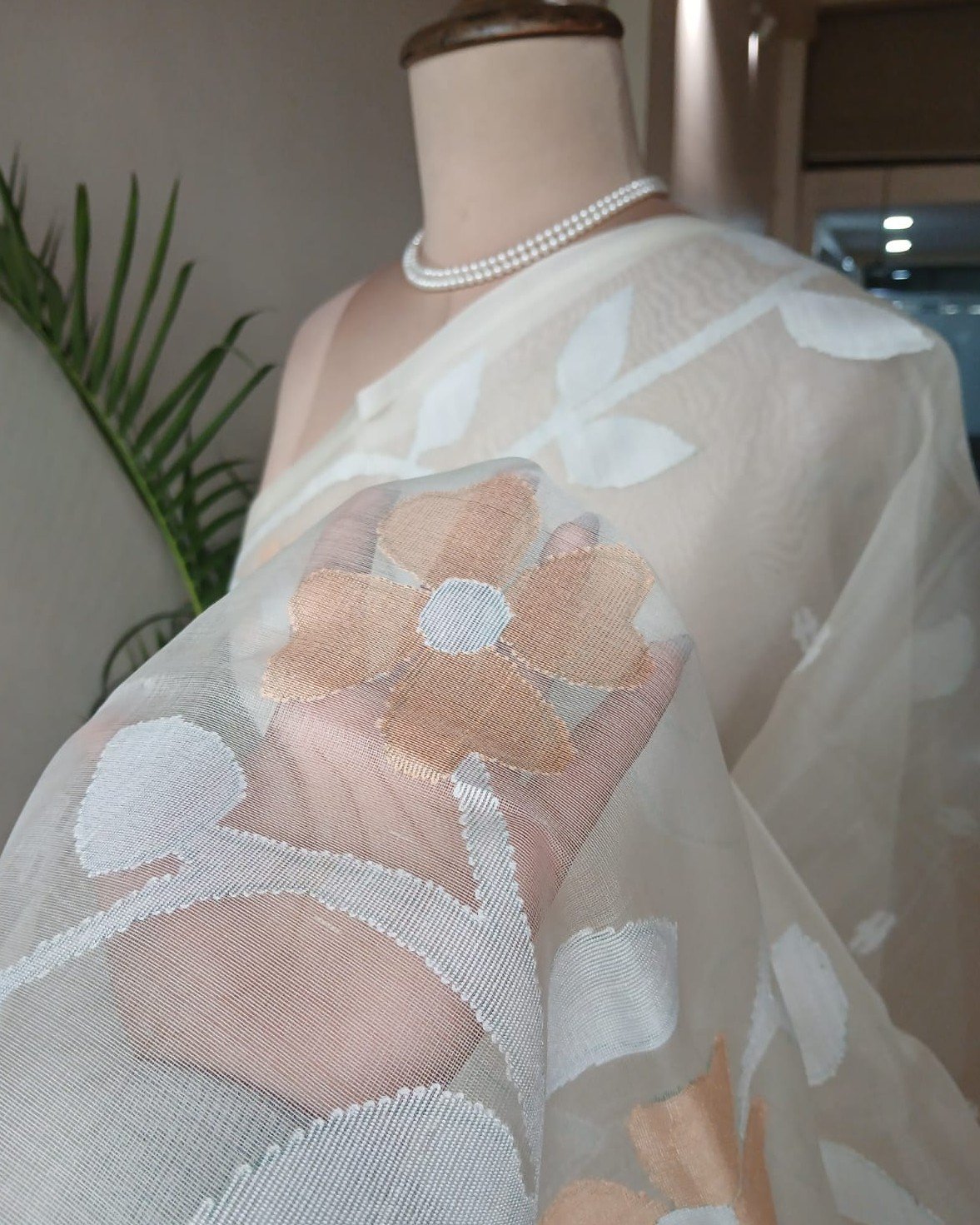 Hand Jamdani in Mulberry Silk with Floral Motifs – (SJMS0018) - Image 6